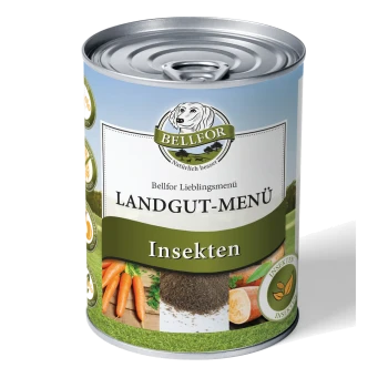 Dosenfutter für Haustiere, beschriftet "Bellfor Landgut-Menü Insekten," mit Bildern von Karotten und Insekten, vor einer malerischen Kulisse.