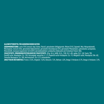 Verpackung für Katzenfutter für Erwachsene mit Zutatenliste, einschließlich Lachs, Huhn und verschiedenen Getreidesorten, mit Details zur Nährstoffanalyse.