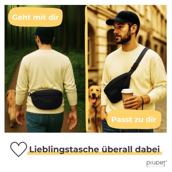 Ein Mann in einem hellen Pullover zeigt einen schwarzen Bauchtasche auf seinem Rücken und vorne, während er Kaffee hält. Der Text enthält "Geht mit dir" und "Passt zu dir."