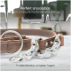 Nahaufnahme einer braunen verstellbaren Haustierleine mit zwei Metallclips, drei Ringen und dem Text: "Perfekt anpassbar für jede Situation."