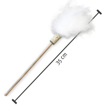 Ein 35 cm langer Katzenspielzeugstab mit einem flauschigen weißen Federanhänger am Ende, entworfen für interaktives Spielen.