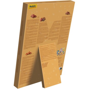 MultiFit-Haustierfutterverpackung mit beigem Hintergrund, Nährwertinformationen und Bildern von Hundeleckerlis.