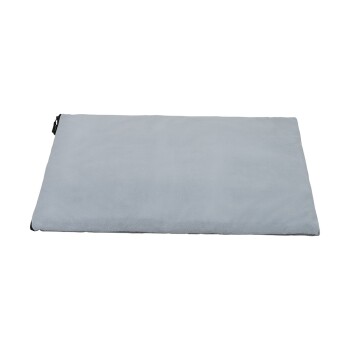 Hellgraues Haustierbett mit einer weichen, glatten Oberfläche, mit einem Reißverschluss auf einer Seite für einfache Reinigung.