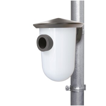 Nistkasten und Futterspender 2in1